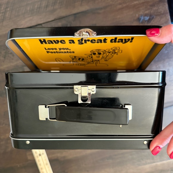 Rare Postmates Metal Lunch Box - Picture 3 of 6